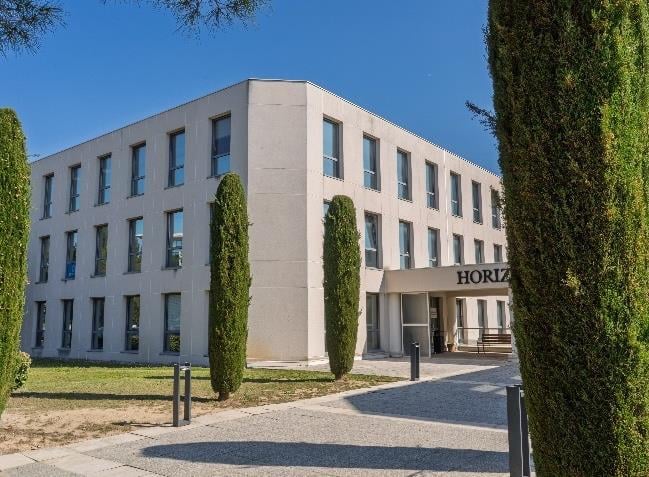 Horizon Sainte Victoire - Arthur Loyd image 2