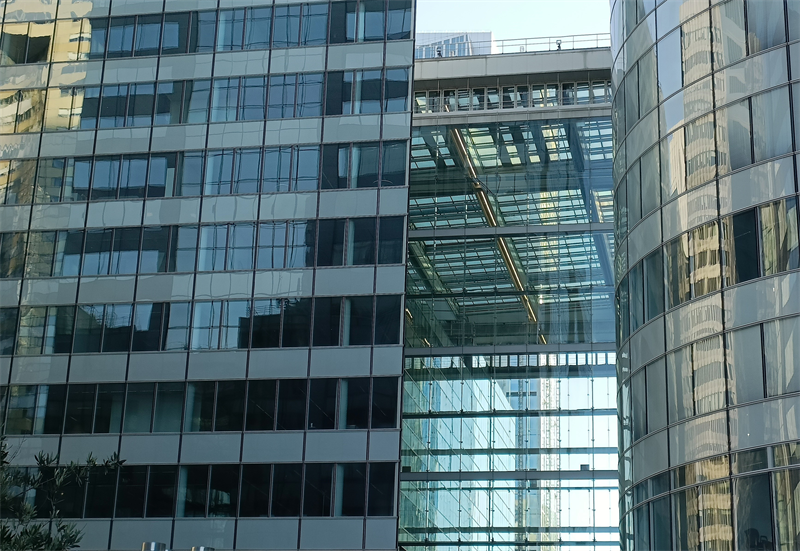 post.featured_image_alt_text